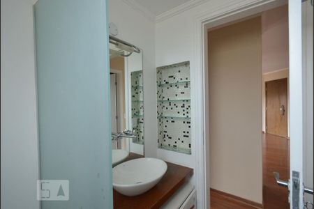Apartamento à venda com 81m², 2 quartos e 2 vagas Apartamento à venda com 81m², 2 quartos e 2 vagasBanheiro Social
