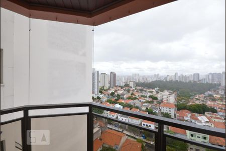 Apartamento à venda com 81m², 2 quartos e 2 vagas Apartamento à venda com 81m², 2 quartos e 2 vagasVaranda Quarto 1
