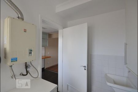 Apartamento à venda com 81m², 2 quartos e 2 vagas Apartamento à venda com 81m², 2 quartos e 2 vagasArea de Serviço