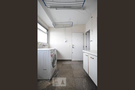 Apartamento à venda com 180m², 4 quartos e 3 vagasárea de serviço