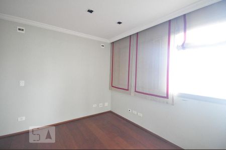 sala de tv de apartamento à venda com 3 quartos, 180m² em Vila Suzana, São Paulo