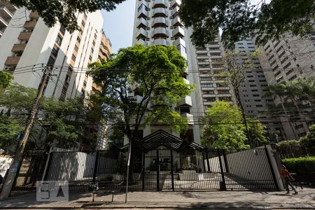 Apartamento à venda com 50m², 1 quarto e 1 vaga Apartamento à venda com 50m², 1 quarto e 1 vagaFachada