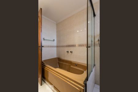 Apartamento para alugar com 250m², 4 quartos e 4 vagasBanheiro da suíte 1