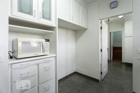 Apartamento para alugar com 250m², 4 quartos e 4 vagasCozinha
