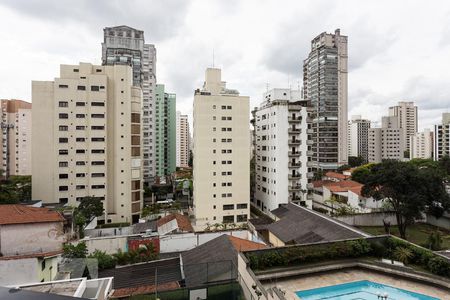 Apartamento para alugar com 250m², 4 quartos e 4 vagasVista