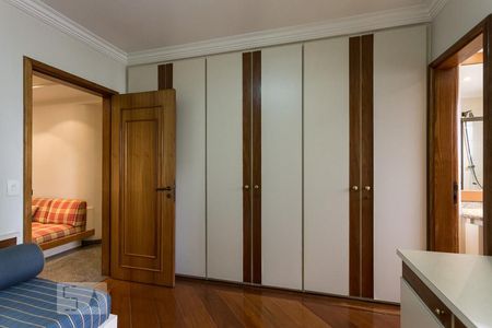 Apartamento para alugar com 250m², 4 quartos e 4 vagasSuíte 2