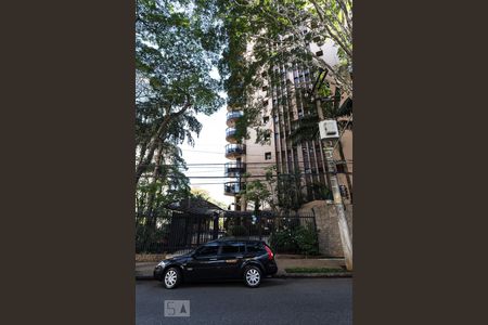 Apartamento para alugar com 250m², 4 quartos e 4 vagasFachada