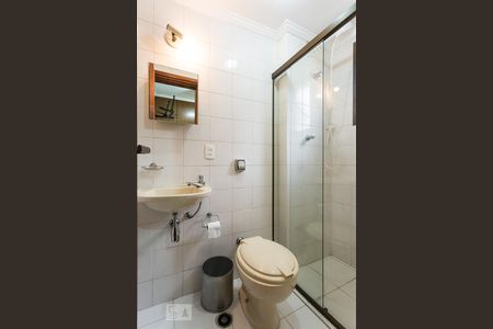 Apartamento para alugar com 250m², 4 quartos e 4 vagasBanheiro de serviço