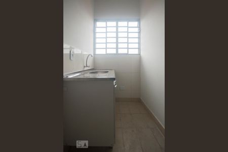 Cozinha de kitnet/studio para alugar com 1 quarto, 25m² em Santo Amaro, São Paulo