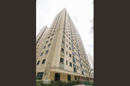 Apartamento para alugar com 68m², 2 quartos e 1 vaga Apartamento para alugar com 68m², 2 quartos e 1 vagaFachada