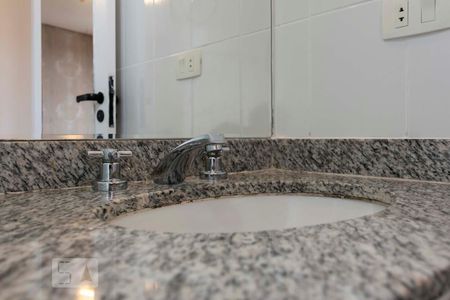 Apartamento à venda com 110m², 2 quartos e 2 vagasQuarto 2 - Suíte/ Banheiro (Torneira)