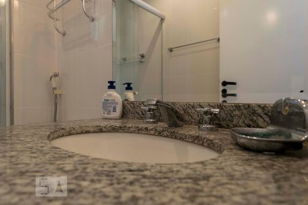 Banheiro social (Torneira) de apartamento à venda com 2 quartos, 110m² em Vila Guarani (z Sul), São Paulo