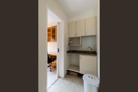 Apartamento à venda com 110m², 2 quartos e 2 vagasCobertura - Sala