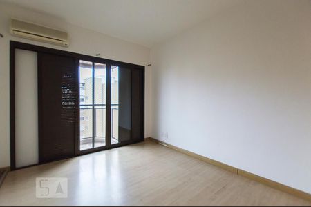Suíte de apartamento à venda com 4 quartos, 196m² em Jardim Vitória Régia, São Paulo