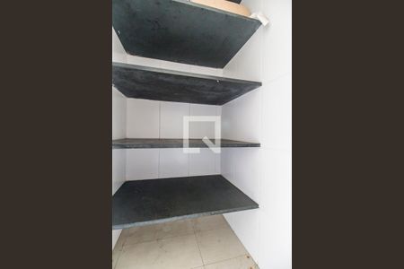 Casa de condomínio à venda com 400m², 4 quartos e 3 vagasDespensa