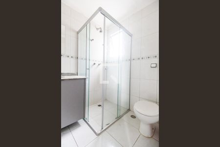 Casa de condomínio à venda com 400m², 4 quartos e 3 vagasBanheiro da Suíte 2