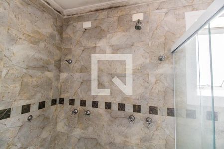 Casa de condomínio à venda com 400m², 4 quartos e 3 vagasBanheiro da Suíte 1