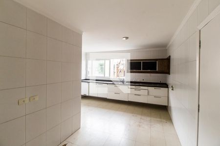 Casa de condomínio à venda com 400m², 4 quartos e 3 vagasCozinha