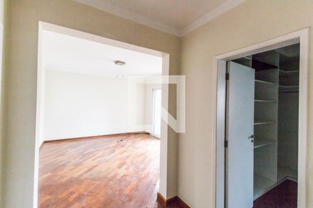 Casa de condomínio à venda com 400m², 4 quartos e 3 vagasSuíte master