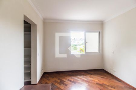 Casa de condomínio à venda com 400m², 4 quartos e 3 vagasSuíte 2