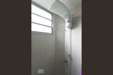 Banheiro de apartamento à venda com 3 quartos, 60m² em Jardim Leonor, São Paulo