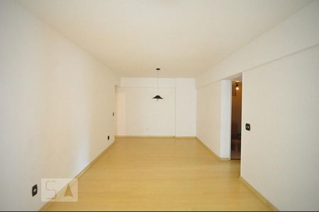 sala de apartamento para alugar com 2 quartos, 90m² em Vila Madalena, São Paulo