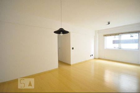 sala de apartamento para alugar com 2 quartos, 90m² em Vila Madalena, São Paulo