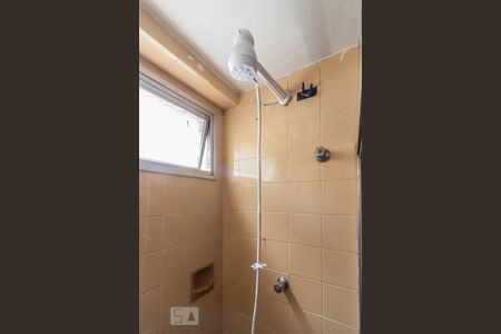 Banheiro de apartamento para alugar com 1 quarto, 55m² em Consolação, São Paulo