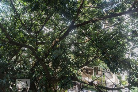 Apartamento à venda com 83m², 2 quartos e 1 vaga Apartamento à venda com 83m², 2 quartos e 1 vagaVista