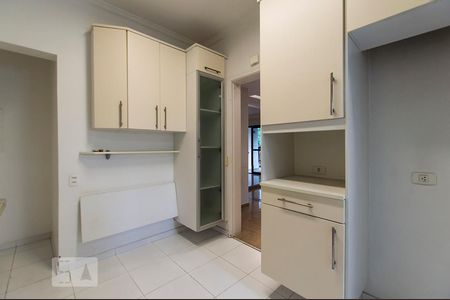 Apartamento para alugar com 80m², 2 quartos e 2 vagas Apartamento para alugar com 80m², 2 quartos e 2 vagasCozinha