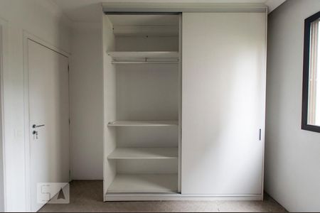 Apartamento para alugar com 80m², 2 quartos e 2 vagas Apartamento para alugar com 80m², 2 quartos e 2 vagasSuíte