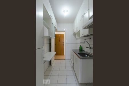 Apartamento à venda com 56m², 2 quartos e 1 vagaCozinha