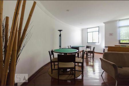 Apartamento à venda com 56m², 2 quartos e 1 vagaSalão de jogos