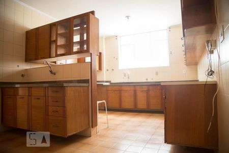 Apartamento à venda com 343m², 4 quartos e 3 vagascozinha