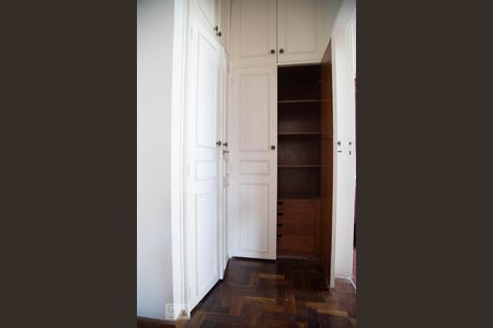 Apartamento à venda com 343m², 4 quartos e 3 vagasquarto