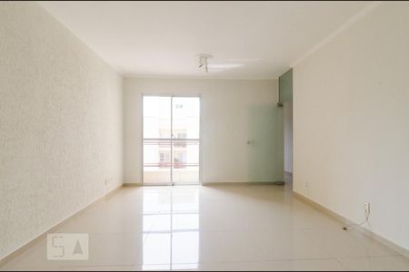 Sala de apartamento para alugar com 3 quartos, 70m² em Vila São Bento, Campinas