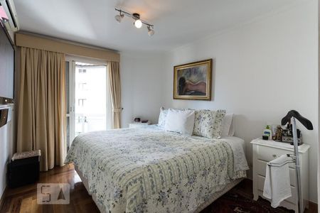 Suíte de apartamento para alugar com 3 quartos, 152m² em Planalto Paulista, São Paulo