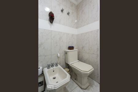 Apartamento para alugar com 152m², 3 quartos e 2 vagasBanheiro