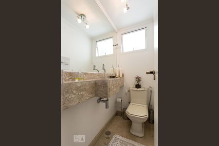 Lavabo de apartamento para alugar com 3 quartos, 152m² em Planalto Paulista, São Paulo