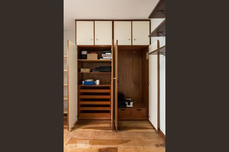 Apartamento para alugar com 100m², 2 quartos e 2 vagasQuarto