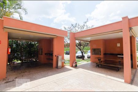 Apartamento para alugar com 80m², 3 quartos e 1 vaga Apartamento para alugar com 80m², 3 quartos e 1 vagaDependências do prédio - churrasqueira