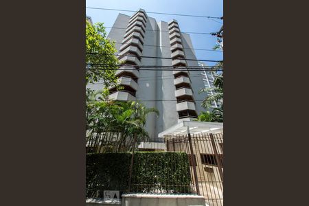 Apartamento para alugar com 100m², 3 quartos e 2 vagasFachada