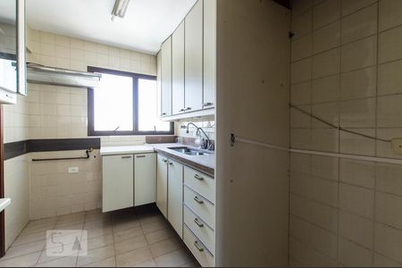 Apartamento para alugar com 100m², 3 quartos e 2 vagasCozinha