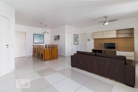 Apartamento para alugar com 120m², 3 quartos e 2 vagasSala