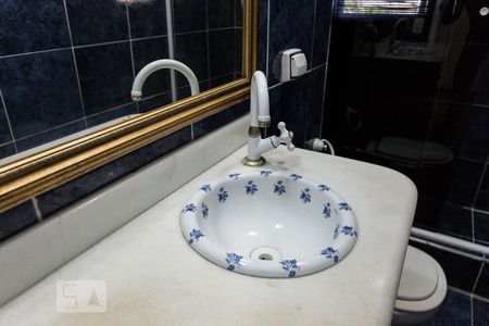 Apartamento à venda com 110m², 3 quartos e 1 vagaBanheiro da suíte 2