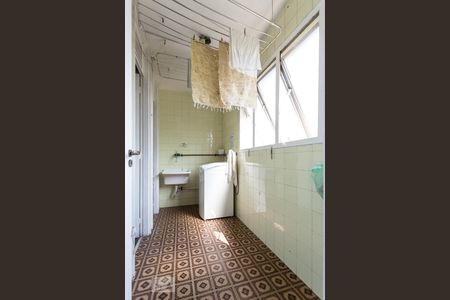 Apartamento à venda com 110m², 3 quartos e 1 vagaÁrea de serviço