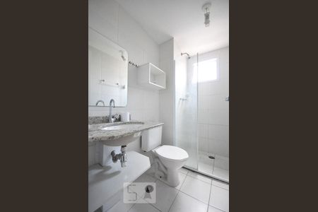 banheiro suíte de apartamento para alugar com 2 quartos, 56m² em Vila Andrade, São Paulo