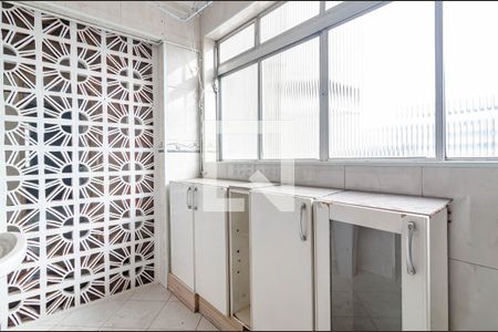 Apartamento à venda com 86m², 2 quartos e 2 vagas Apartamento à venda com 86m², 2 quartos e 2 vagasÁrea de serviço