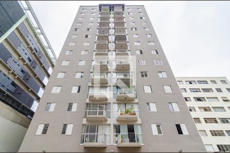 Apartamento à venda com 86m², 2 quartos e 2 vagas Apartamento à venda com 86m², 2 quartos e 2 vagasBanheiro de serviço