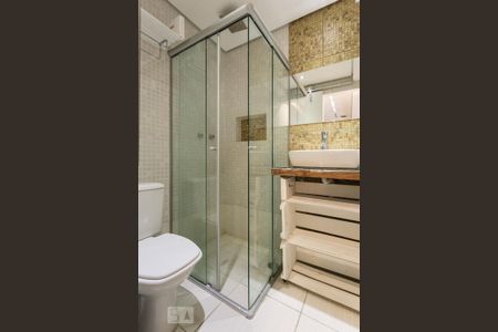 Banheiro de kitnet/studio à venda com 1 quarto, 47m² em Moema, São Paulo